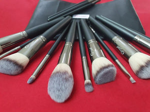 Midnight Black Brush Set (15 piece Brush collection with bag)