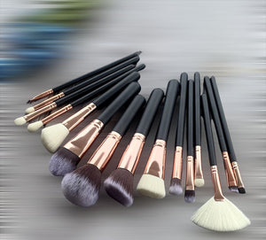 Onyx Black Brush Set (15 piece brush collection with bag)