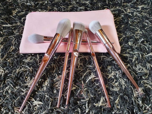 pink makeup brushes
