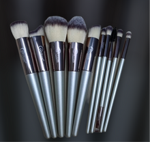 Load image into Gallery viewer, Golden Luxe Brush Set (10 piece Brush Set with bag)
